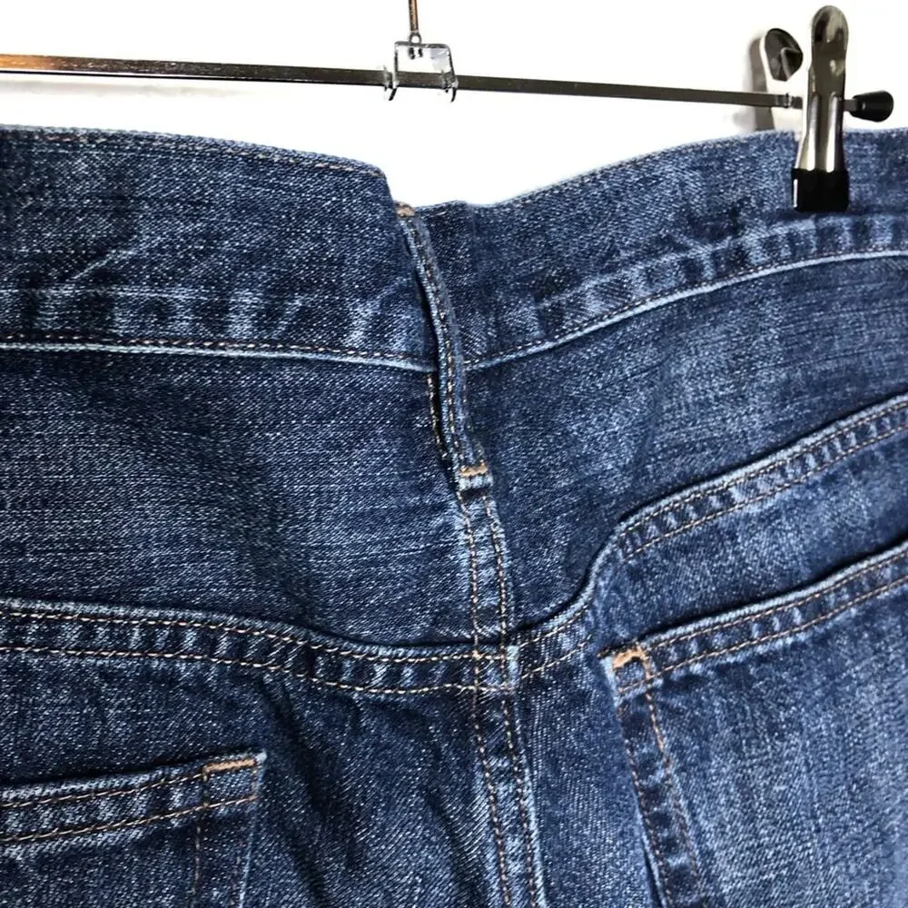 Gap boyfriend jean shorts size 12 or 31R